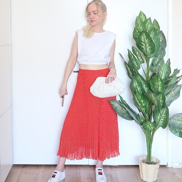 V Christina Red Polka Dot Pleated Maxi Skirt - Picture 2 of 7